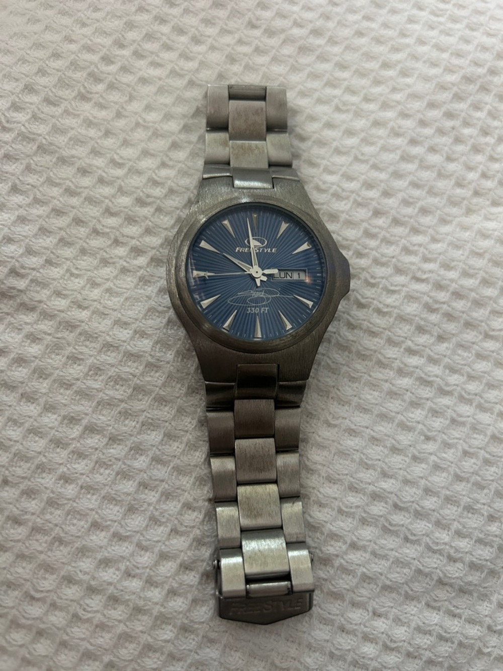 Freestyle Stainless Steel Watch Blue Dial Day Date Analog Sport Casual Unisex